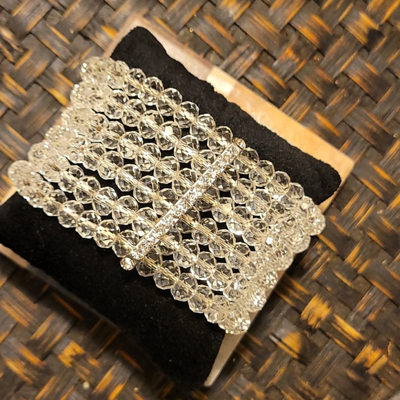 Bracelet - Picture 1 of 2